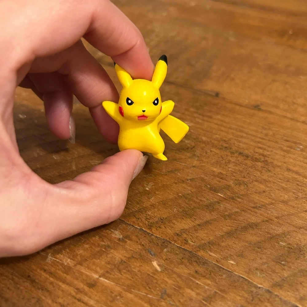 2015 Nintendo Pokemon Miniature Angry Pikachu Toy Figurine as is